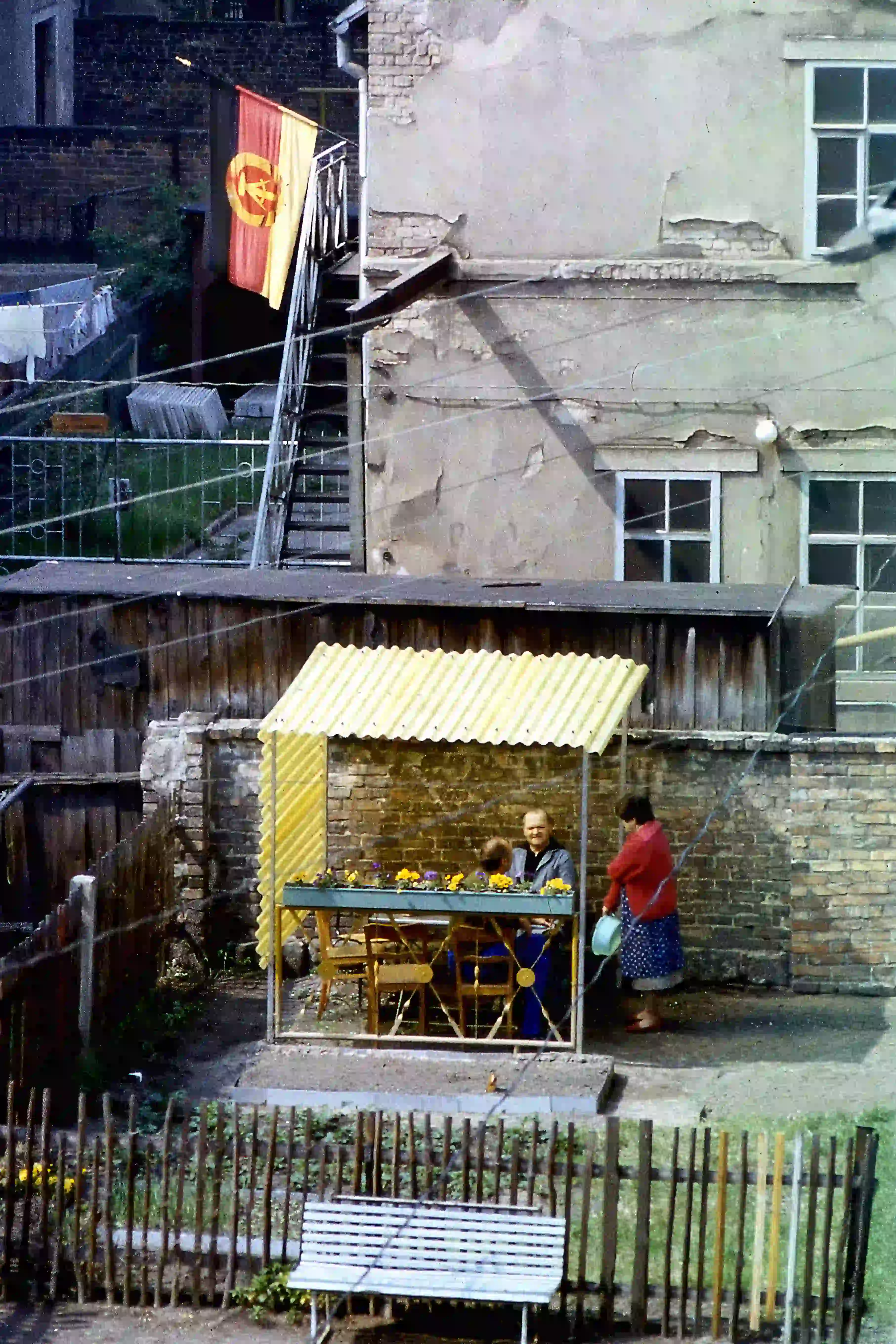 Achim Brückner (1984) - Kleines Gartenglück