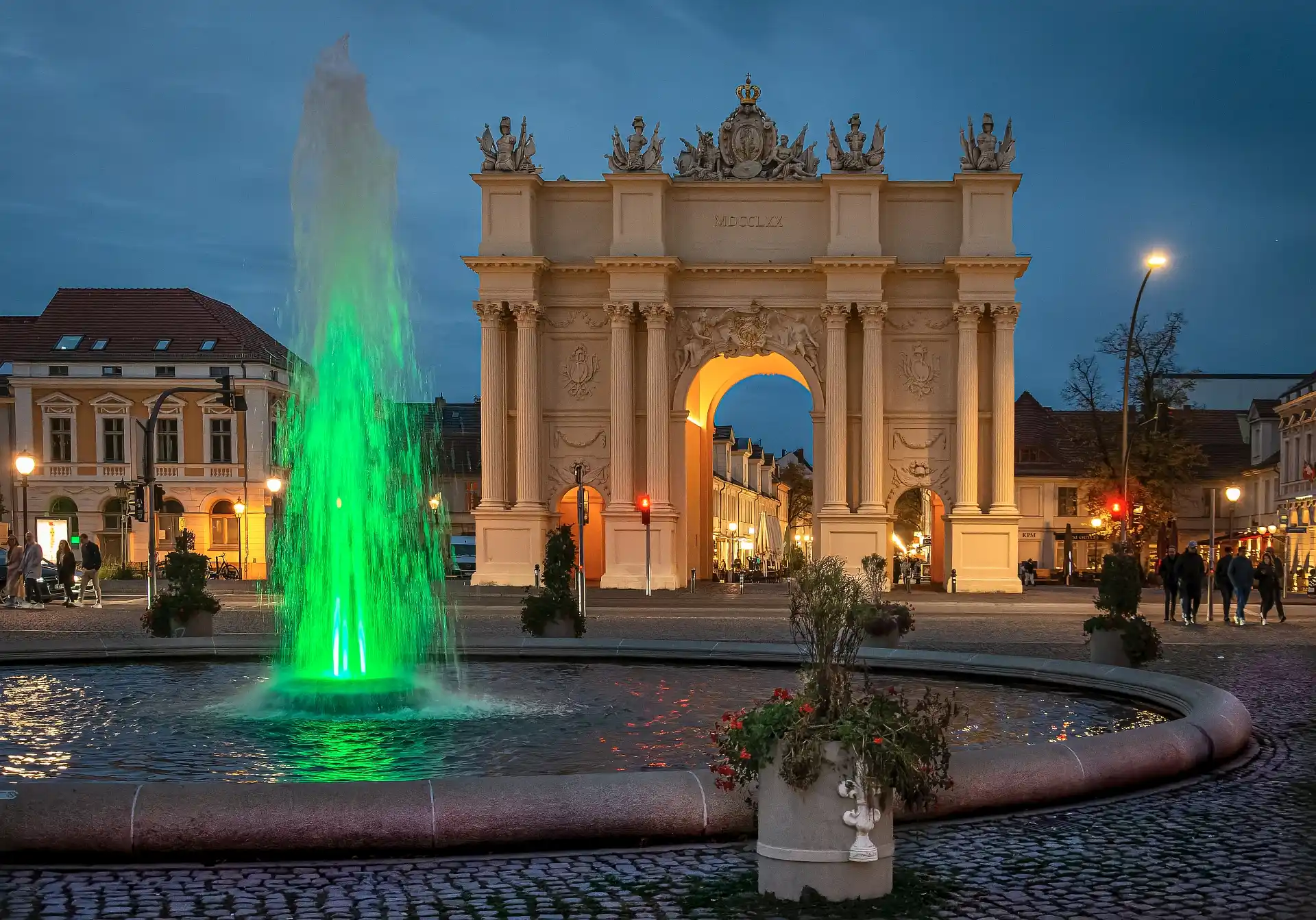 Achim - Abendlicher Bummel durch die Brandenburger Straße in Potsdam